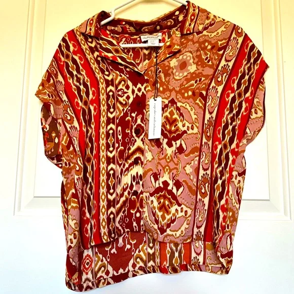 NWT Cupcakes and Cashmere blouse- XS - Picture 2 of 5